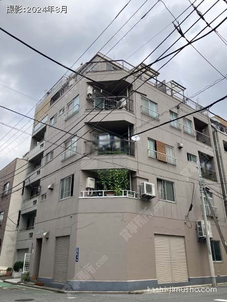 若葉ビルの外観
