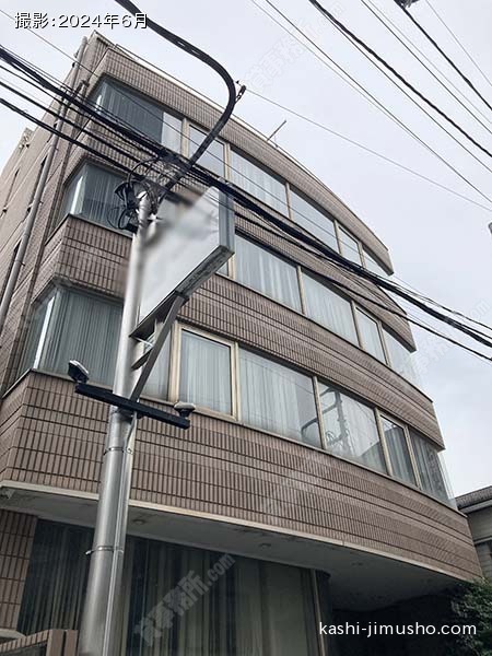 キングビルの外観