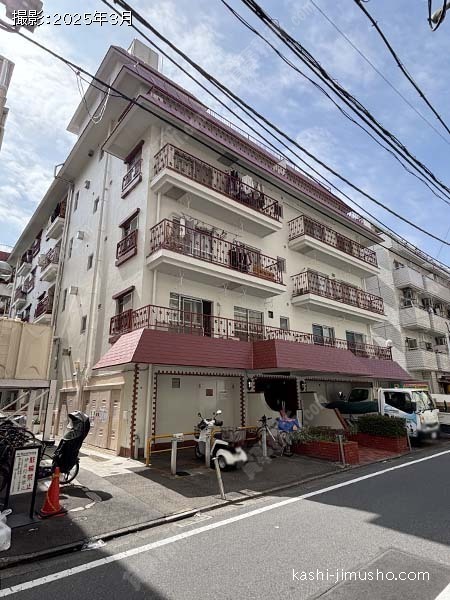 ワコー高田馬場マンションの外観