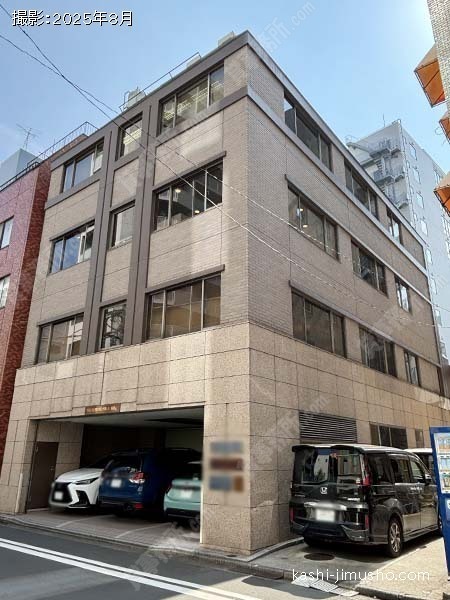 つり人社ビルの外観