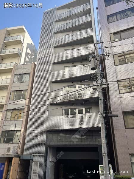 高田パッケージビルの外観
