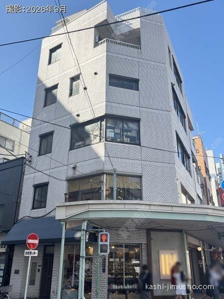アスカイビルの外観