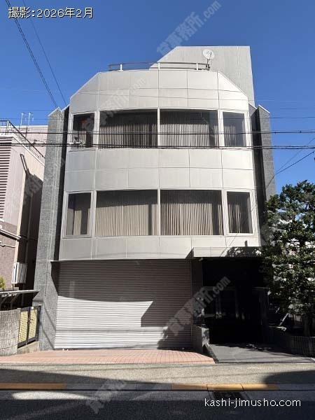 小石川さくらビルの外観