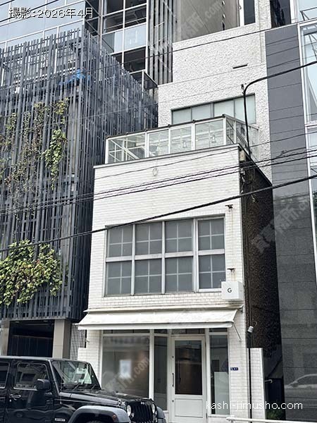 南青山6丁目ビルの外観