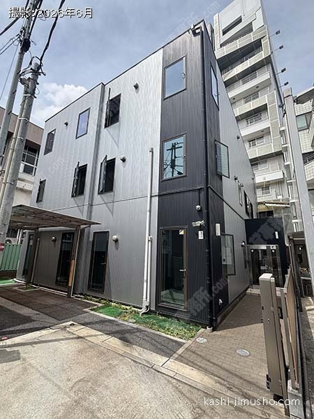 FEAL Annexの外観