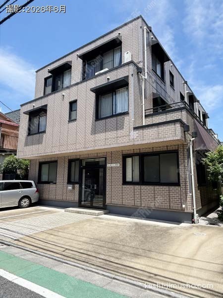 西片第一ビルの外観