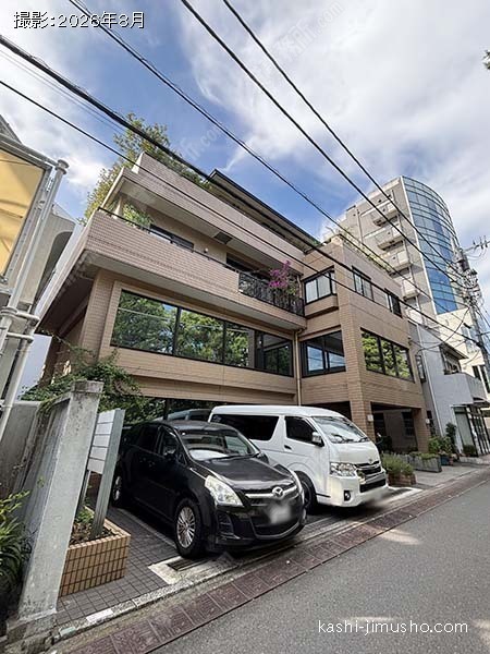 岡本ビルの外観