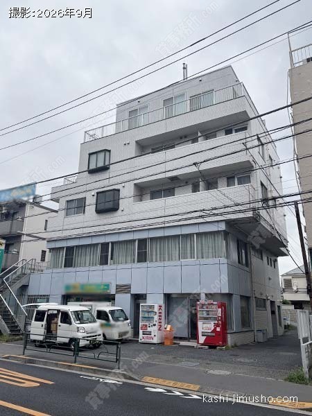 パレス石川の外観