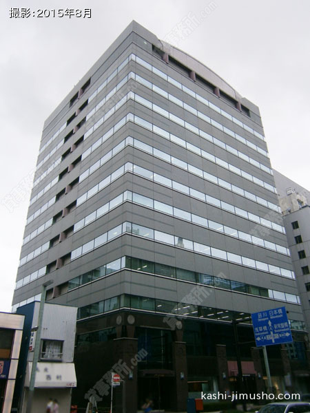 さくら室町ビルの外観