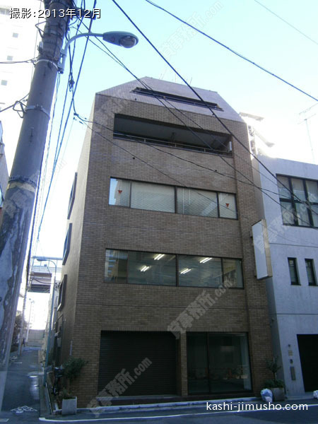 山名ビルの外観