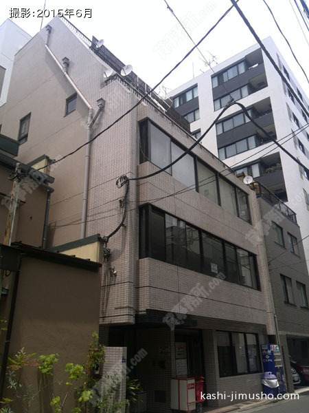 平野ビルの外観